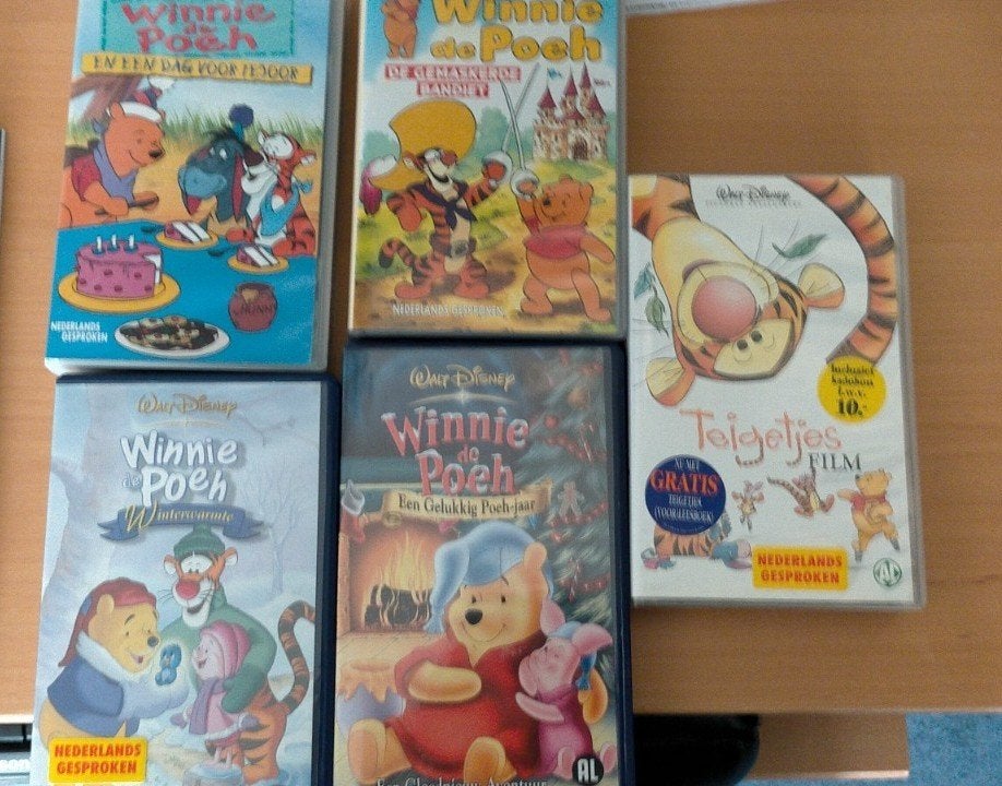 5x winnie the pooh op video, Cd's en Dvd's, Alle leeftijden, Ophalen of Verzenden, Zo goed als nieuw, Tv-serie of Tv-programma