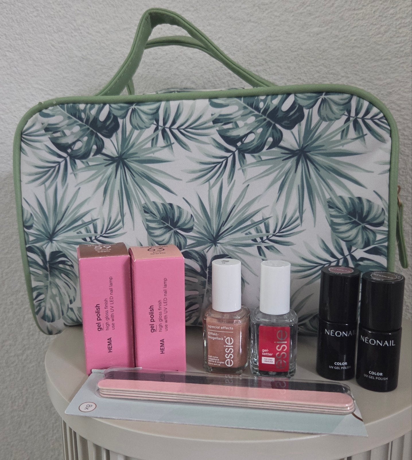 Gellak - Hema, Essie, NeoNail + toilettas, Sieraden, Tassen en Uiterlijk, Overige kleuren, Nieuw, Ophalen of Verzenden, Handen en Nagels
