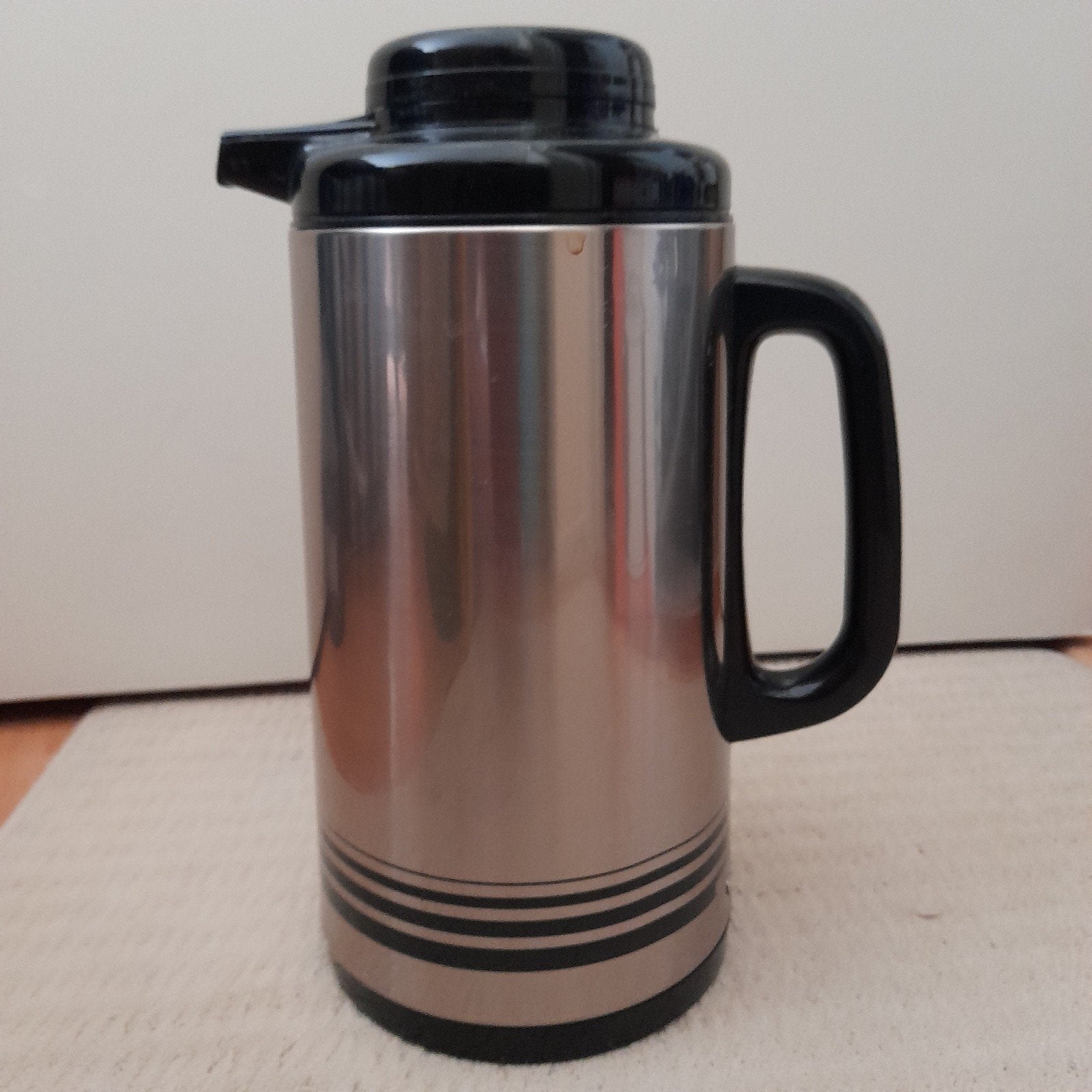 Thermos / isoleerkan met schenktuit, Ophalen, Nieuw