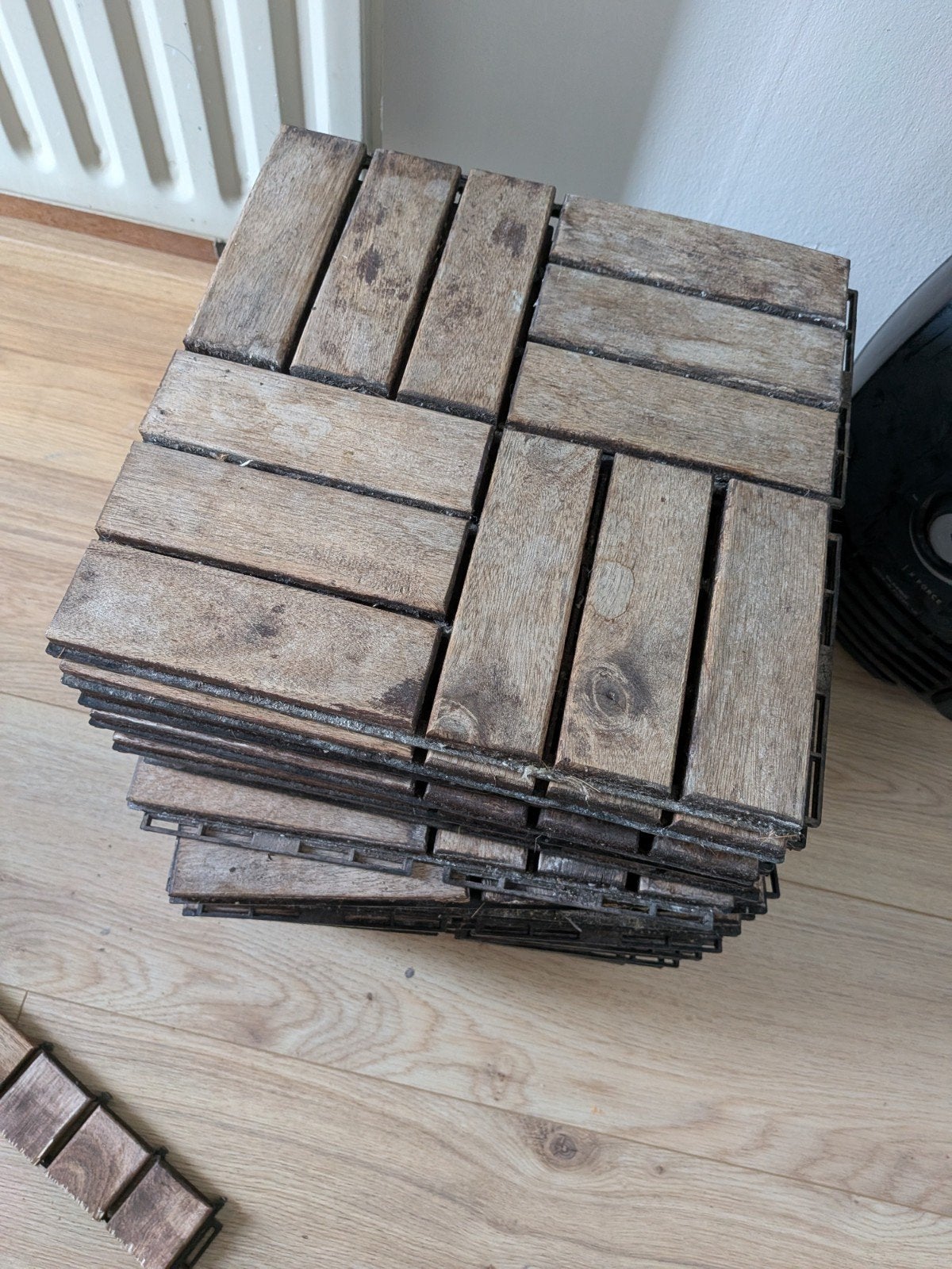 Ikea Runnen vlonder tegels - 18 stuks + 4 1/6 repen, Tuin en Terras, Terrasdelen en Vlonders, Ophalen, Gebruikt, Hout