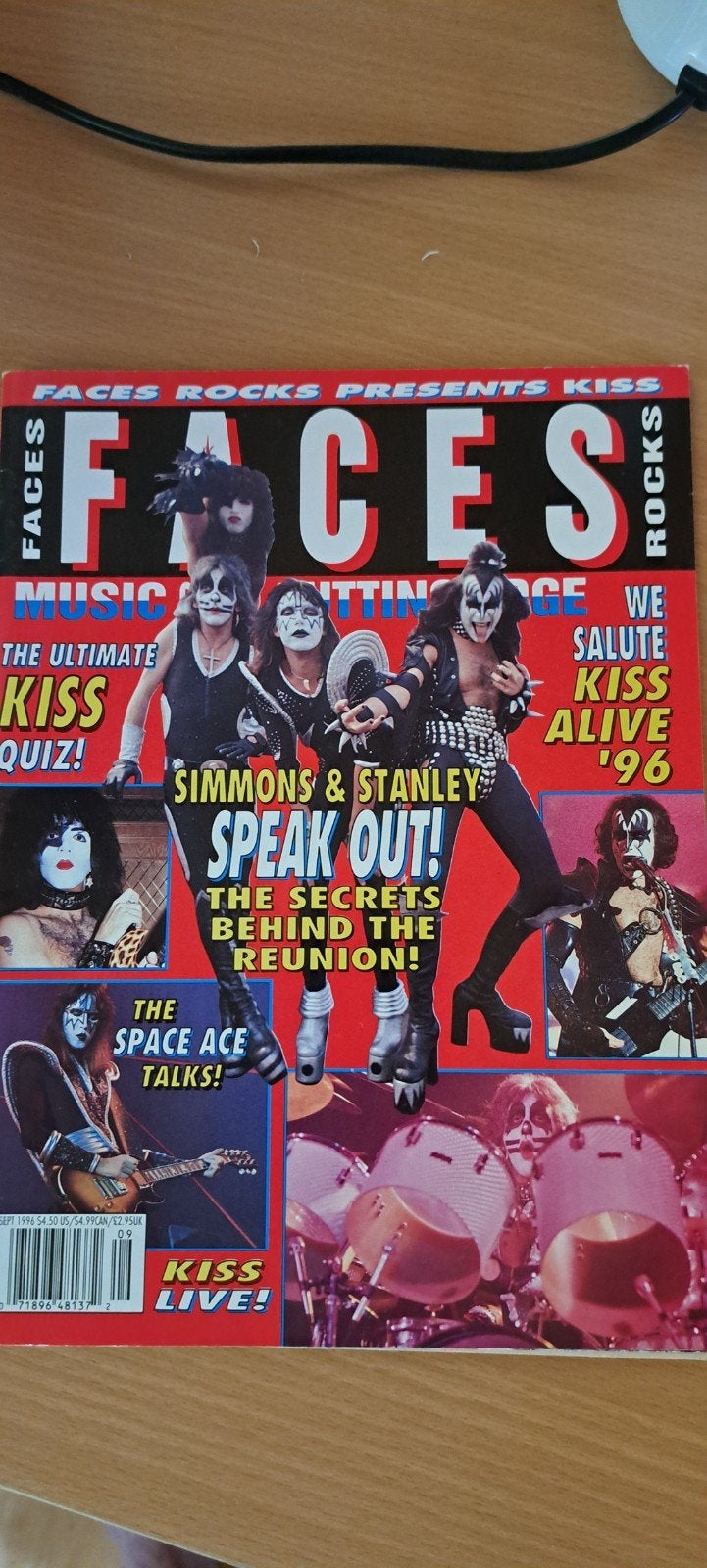Faces Rocks Presents Kiss Magazine - September 1996, Boeken, Tijdschriften en Kranten, Ophalen of Verzenden, Gelezen, Muziek, Film of Tv