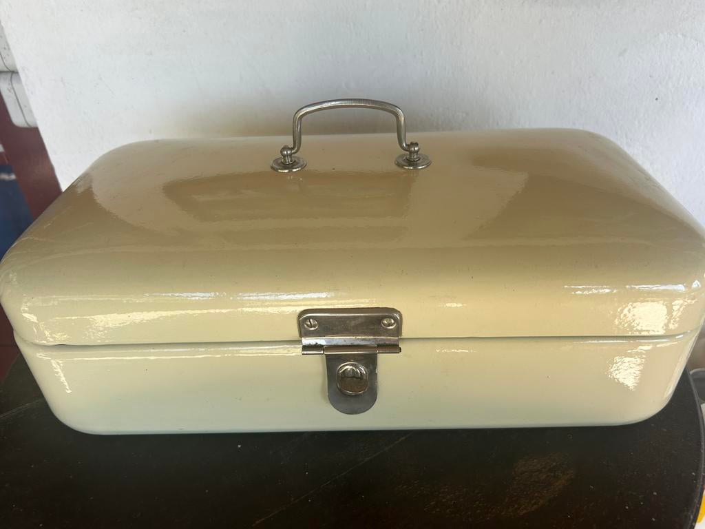 Vintage emaille broodtrommel crème-zachtgeel, Antiek en Kunst, Antiek | Emaille, Ophalen of Verzenden