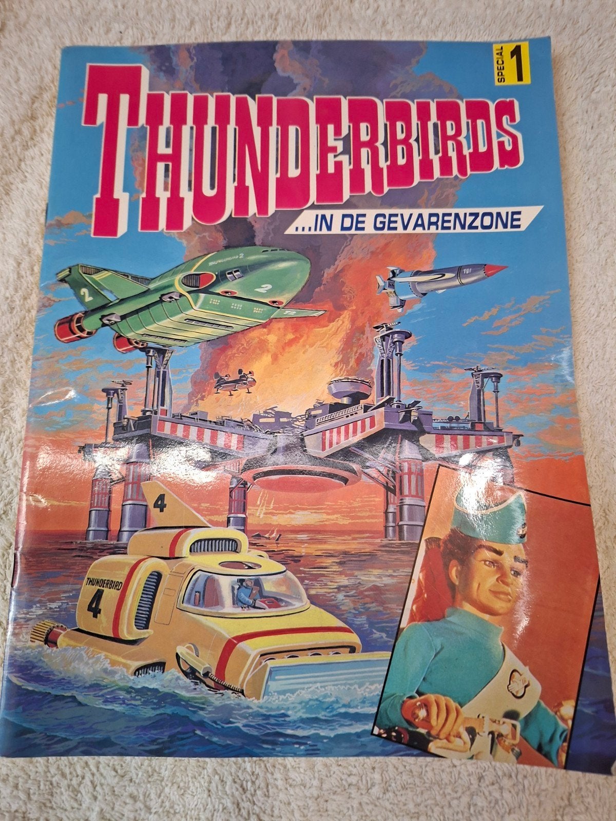 Thunderbirds stripboeken In de gevarenzone & Noodroep aan ba, Meerdere stripboeken, Ophalen, Gelezen, Gerry Anderson (oorspronkelijk concept)