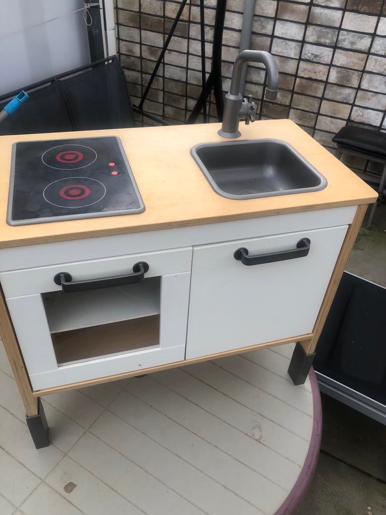 Houten speelkeuken met kookplaat en wasbak, Ophalen of Verzenden, Gebruikt, Hout, Speelkeuken