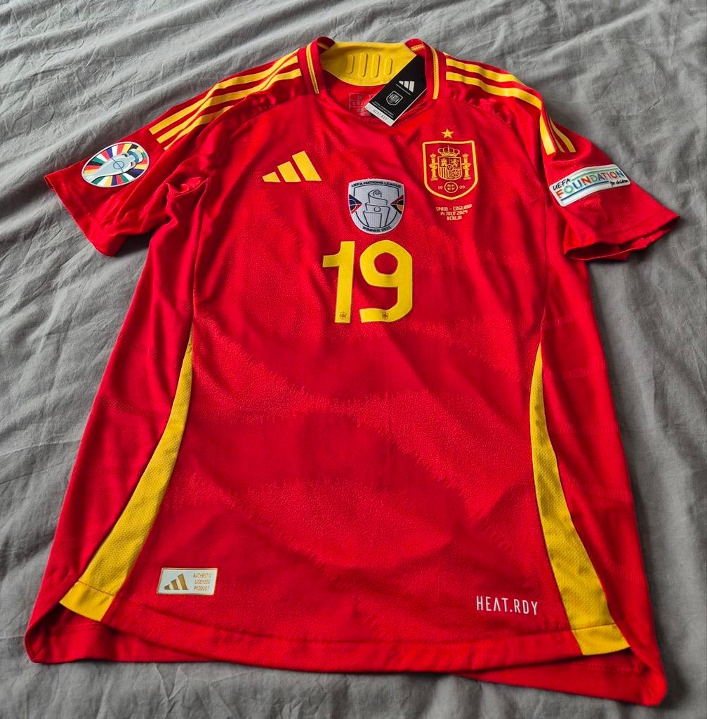 Origineel Adidas HeatDry Authentic Spanje EK finale shirt, Maat M, Ophalen of Verzenden, Nieuw, Shirt