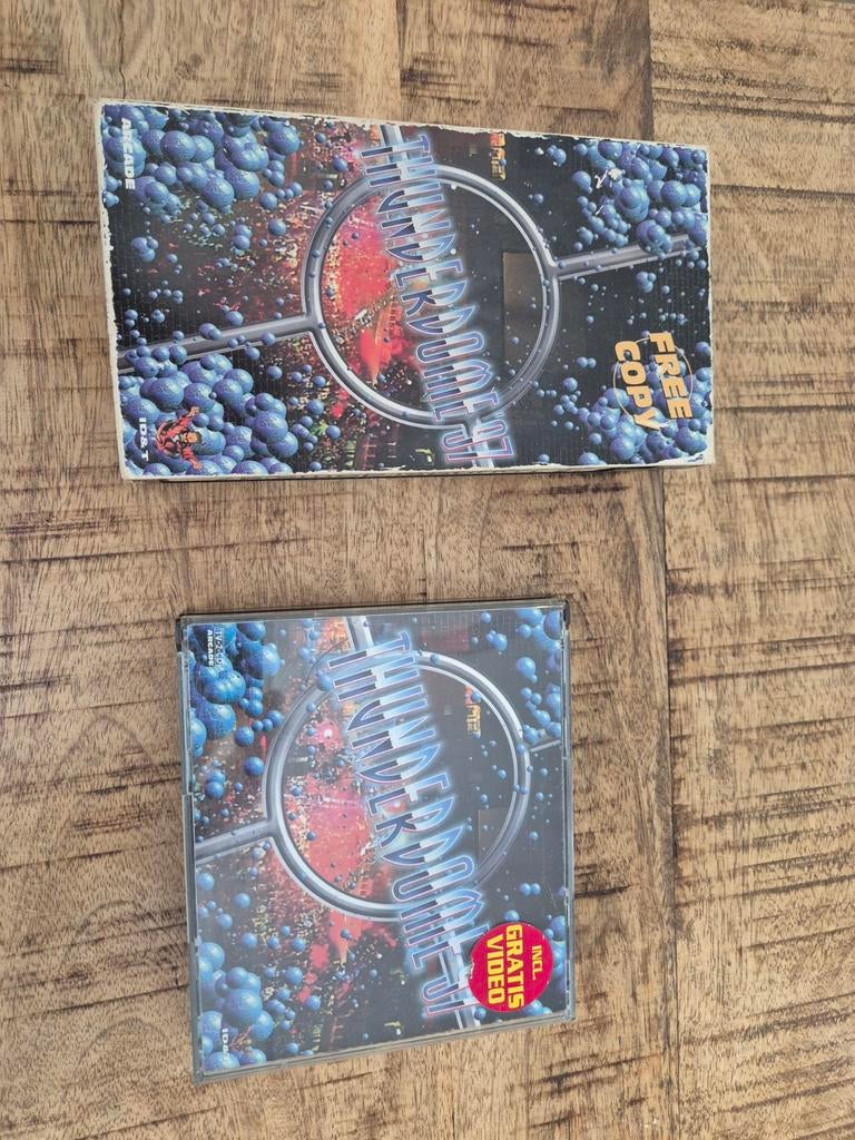 Thunderdome '97 The Thunderdome - Unieke CD en vhs set, Cd's en Dvd's, Ophalen of Verzenden, Gebruikt, Techno of Trance