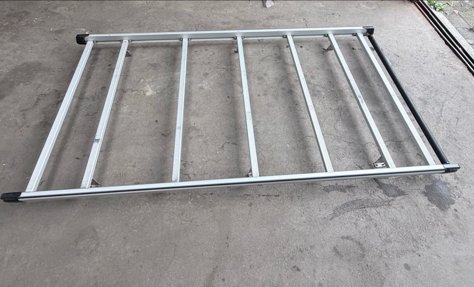 Aluimperiaal Ford Transit Custom L1 2024+ met opsteekrol, Ophalen, Gebruikt