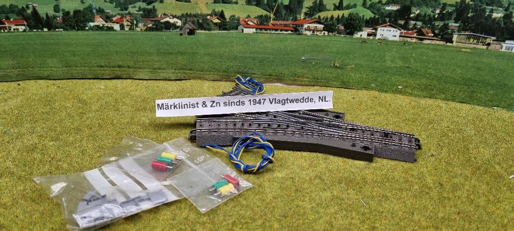 Marklin 24630 wegwissels + 2 x 74491 Nieuwe type., Wisselstroom, Analoog, Nieuw, Rails