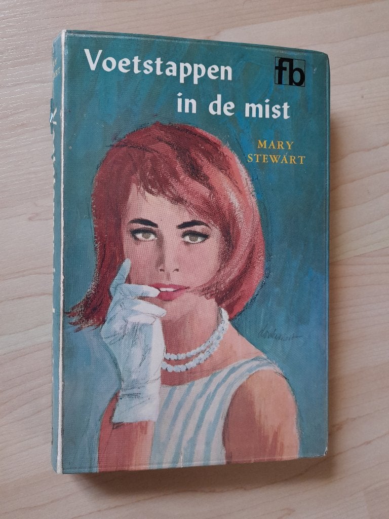 VOETSTAPPEN IN DE MIST Mary Stewart, Boeken, Romans, Ophalen of Verzenden, Gelezen