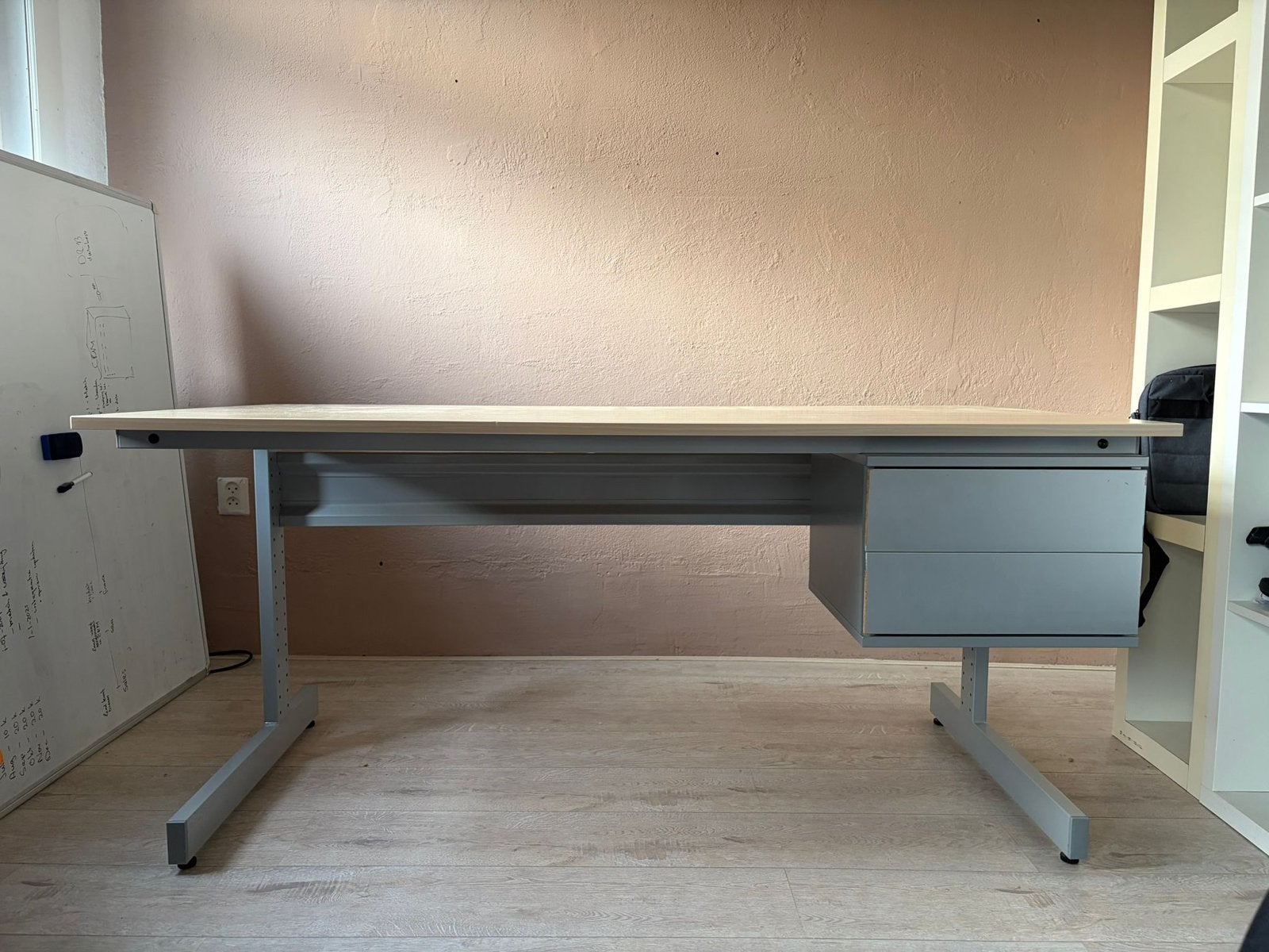 Bureau met 2 lades - 160x80x70 cm, Ophalen, Met lades, Gebruikt