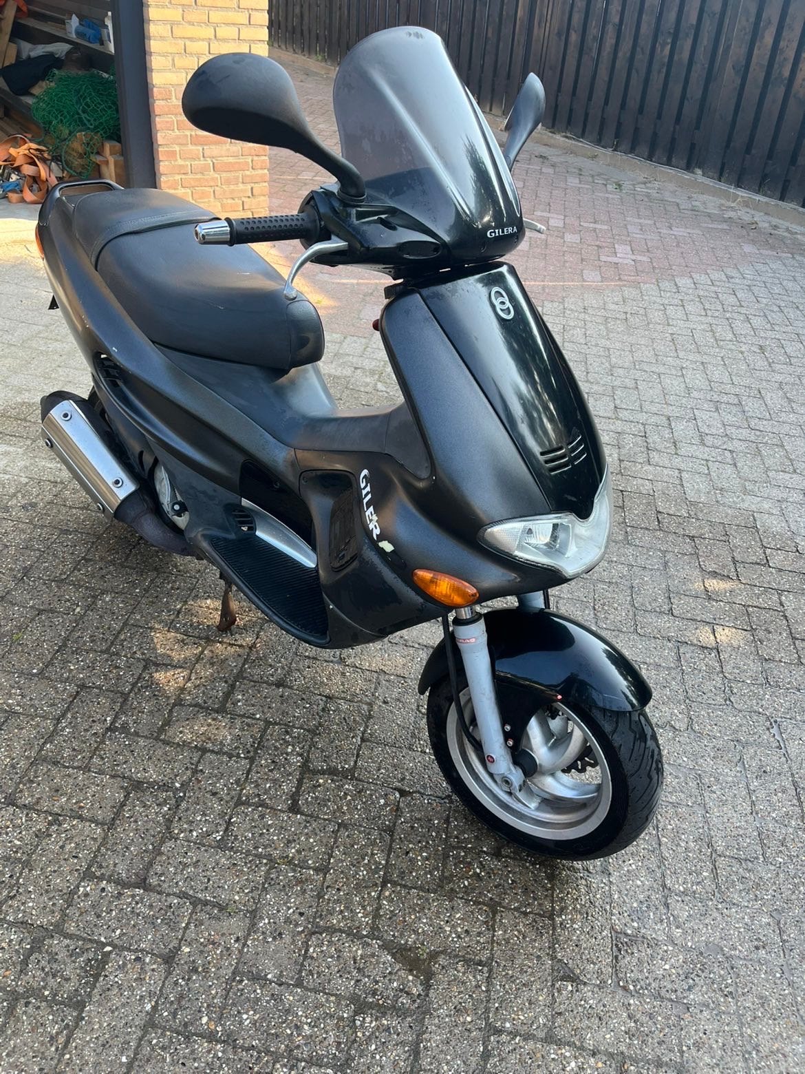 Gilera runner 180cc dd, Fietsen en Brommers, Scooters | Piaggio, Gebruikt, Overige modellen, Tweetakt, Ophalen