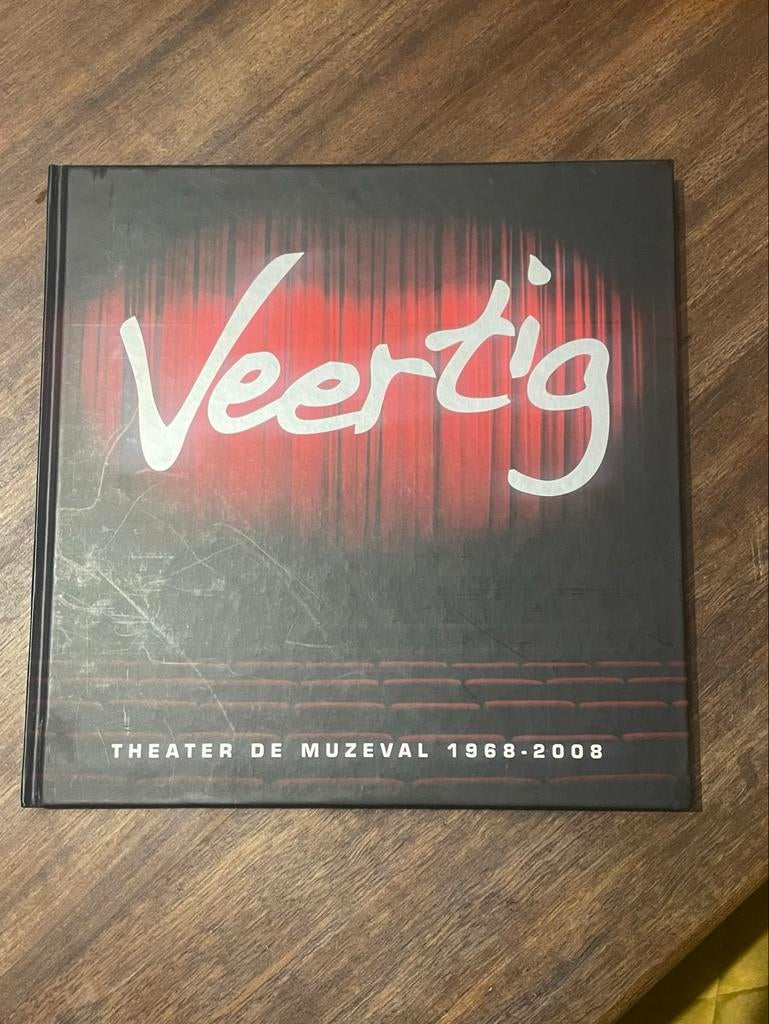 Veertig jaar Theater De Muzeval 1968-2008, Boeken, Kunst en Cultuur | Dans en Theater, Zo goed als nieuw, Overige onderwerpen