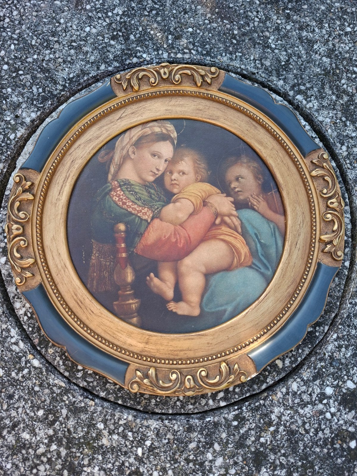 Madonna met de stoel, Ophalen of Verzenden