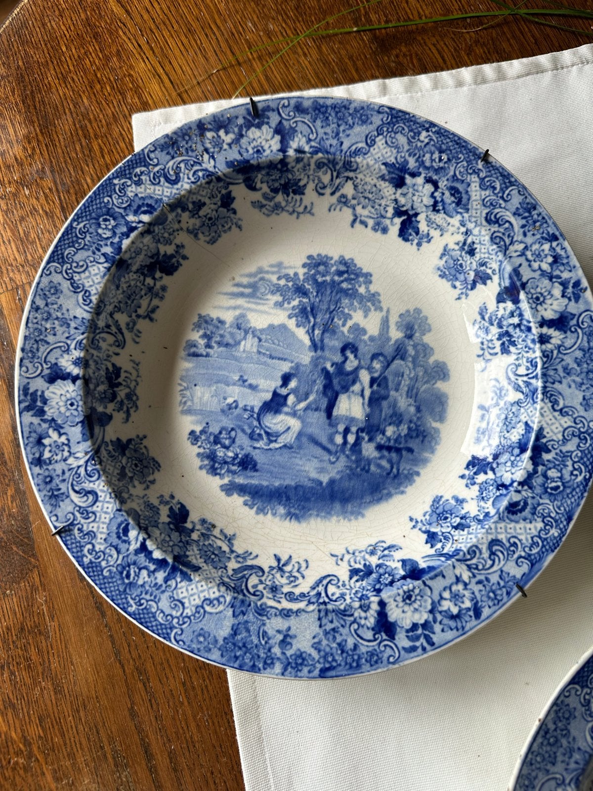 Antieke blauw-witte borden met landelijke scènes, Antiek en Kunst, Ophalen