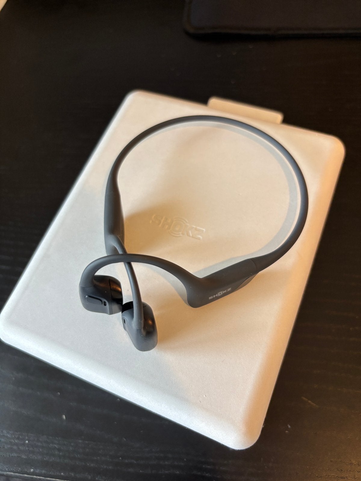 Shokz openrun pro 2. Z.g.a.n, Draadloos, Bone conduction, Ophalen of Verzenden, Zo goed als nieuw