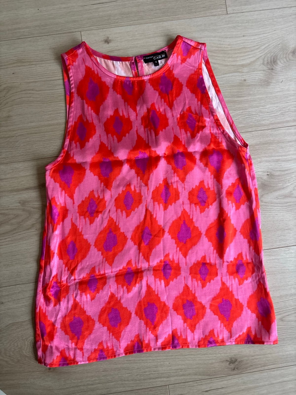 Gerlon C.A.G. BV mouwloze top met print maat S, Kleding | Dames, Tops, Ophalen of Verzenden, Zo goed als nieuw, Roze, Maat 36 (S)
