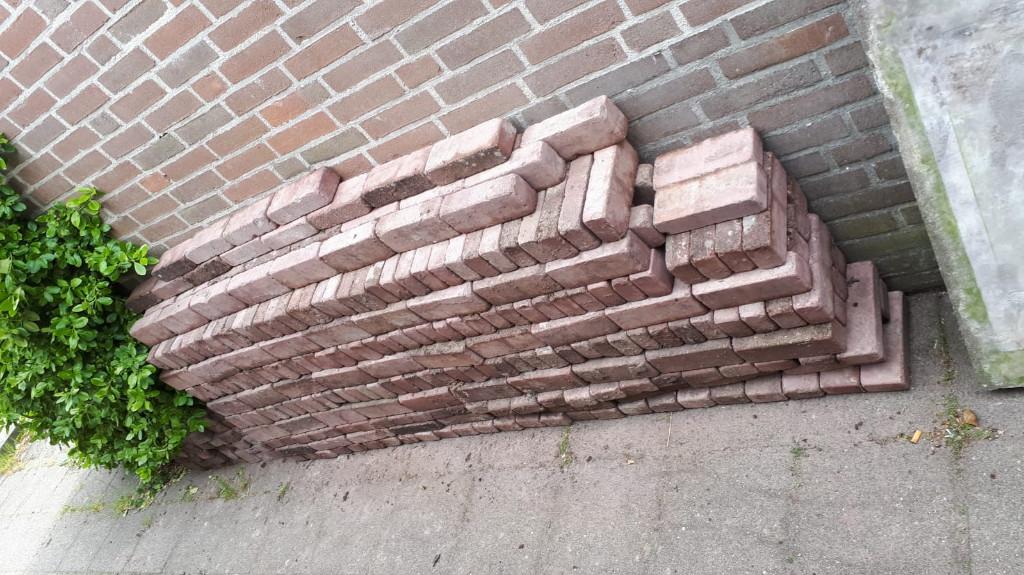 Gratis : klinkers, beton rood, ca. 6m2, Ophalen, Gebruikt, Klinkers, 5 tot 10 m²