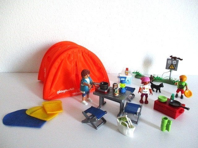 playmobil Familie Fun kampeerders met tent 70089, Complete set, Overige typen, Zo goed als nieuw, Family fun