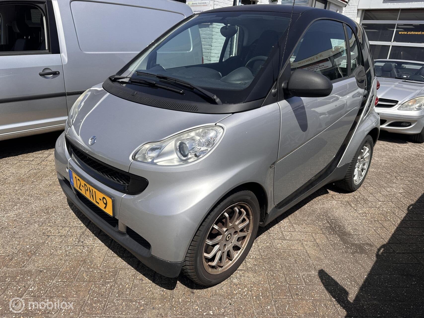 Smart fortwo coupé 1.0 mhd Pure, Auto's, Smart, Euro 5, Achterwielaandrijving, Gebruikt, 18 €/maand