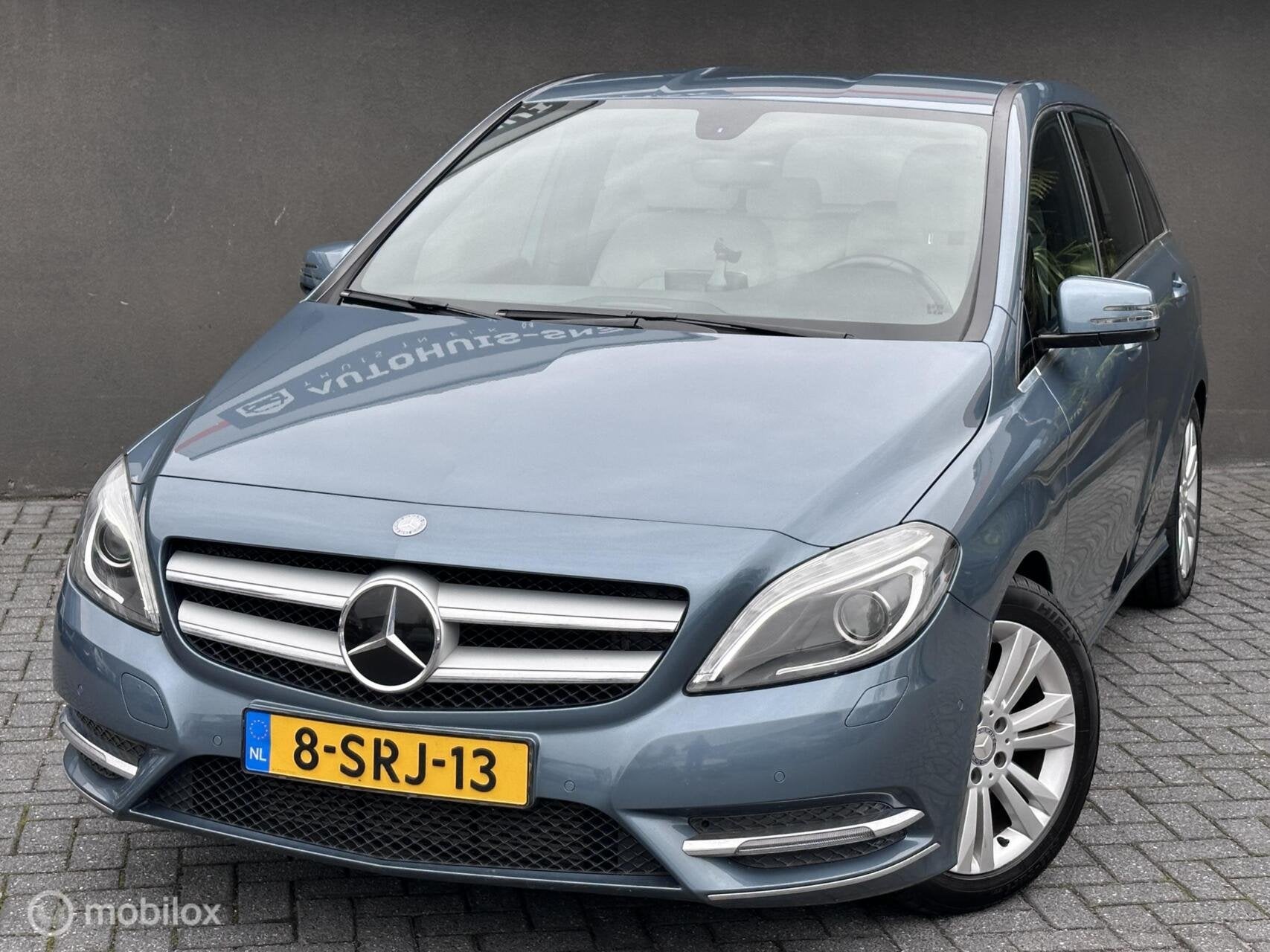 Mercedes B 180 Ambition|99.634 km|Wit Leder|Xenon| Trekhaak, Auto's, Voorwielaandrijving, Gebruikt, 4 cilinders, Blauw