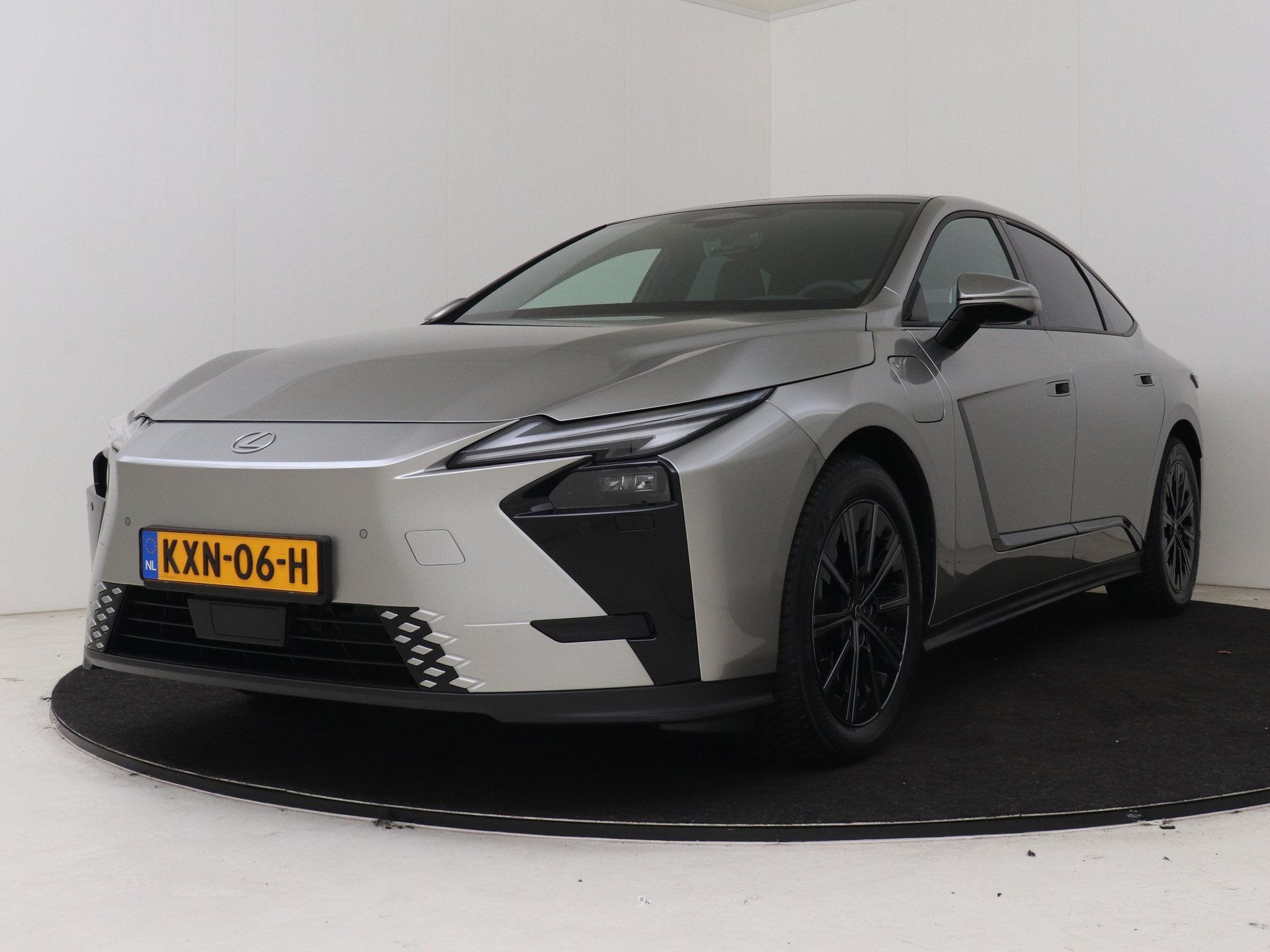 Lexus ES 350e Luxury Line | Schuif/Kantel Dak | Warmtepomp |, Auto's, Zwart, 575 km, 24 min, Leder