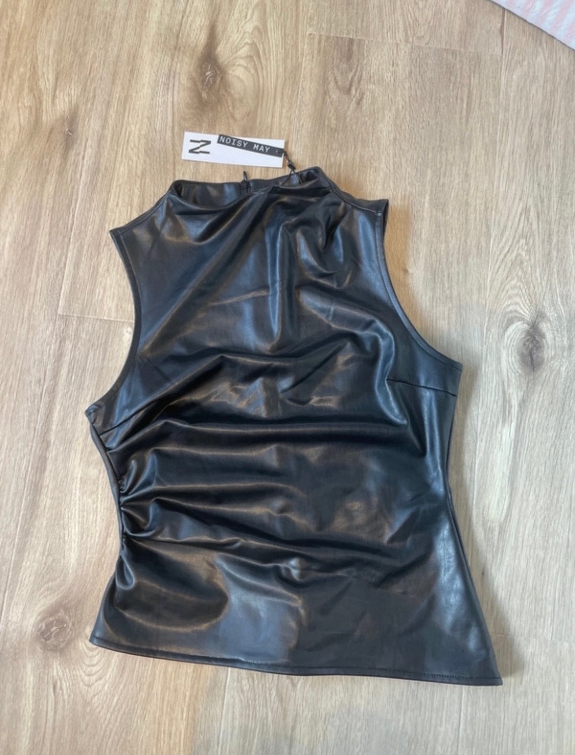 Noisy May Zwarte Faux Leren Top Mouwloos, Kleding | Dames, Tops, Zwart, Nieuw, Ophalen of Verzenden, Maat 36 (S)