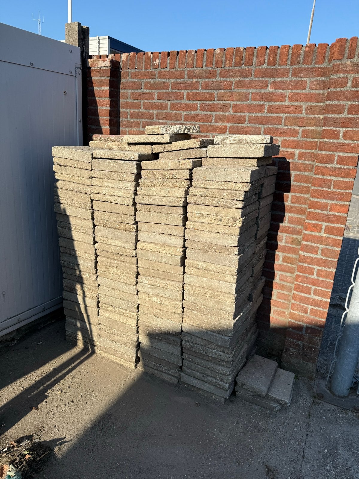 200 tegels 30x30 cm gratis afhalen, Ophalen, Gebruikt, 20 tot 40 cm, 10 m² of meer