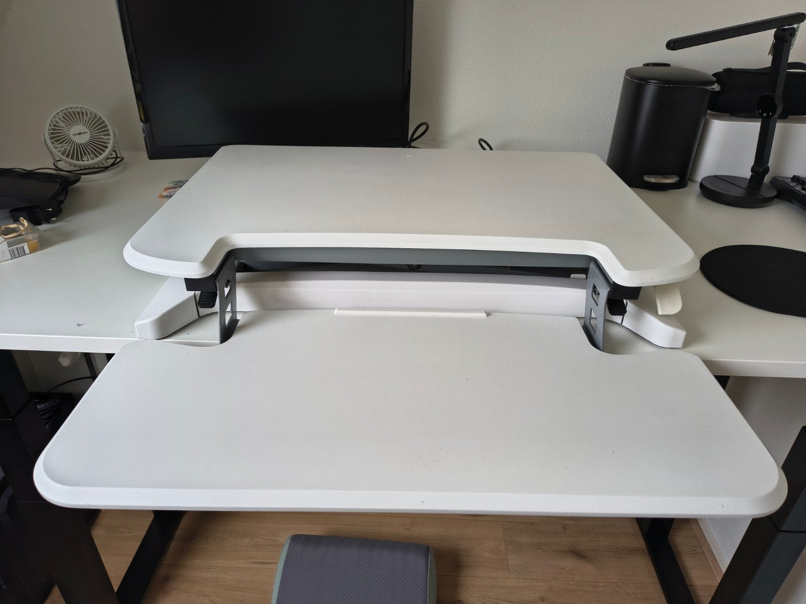 Hydraulische Zit-Sta Opzetstuk voor Bureau - Euroseats, Diversen, Ophalen, Gebruikt