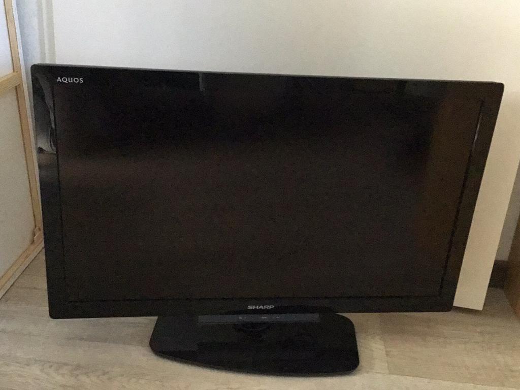 Sharp Aquos LC-32LE630E LCD TV - 80 cm (32 inch), Ophalen, Gebruikt, 50 Hz, LCD