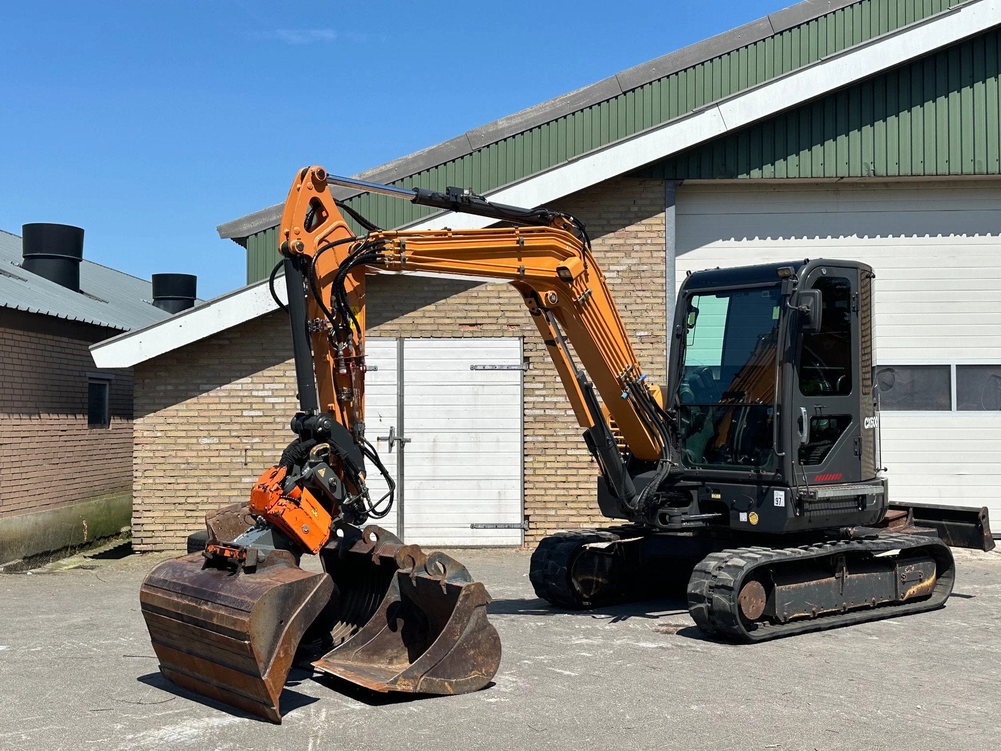 Case CX60C (bj 2017), Graafmachine