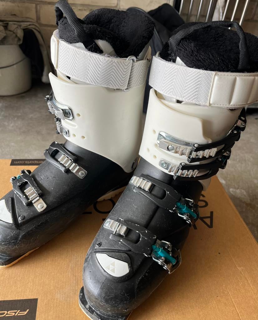 Fischer skischoenen, maat 26.5, Sport en Fitness, Skiën en Langlaufen, 100 tot 140 cm, Schoenen, Ophalen of Verzenden, Skiën