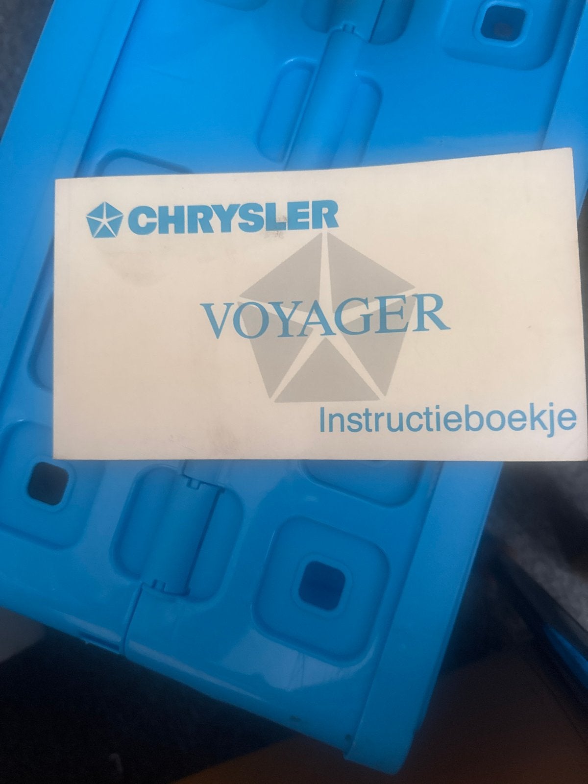 Instructieboekje 1989 Chrysler Voyager, Auto diversen, Ophalen of Verzenden