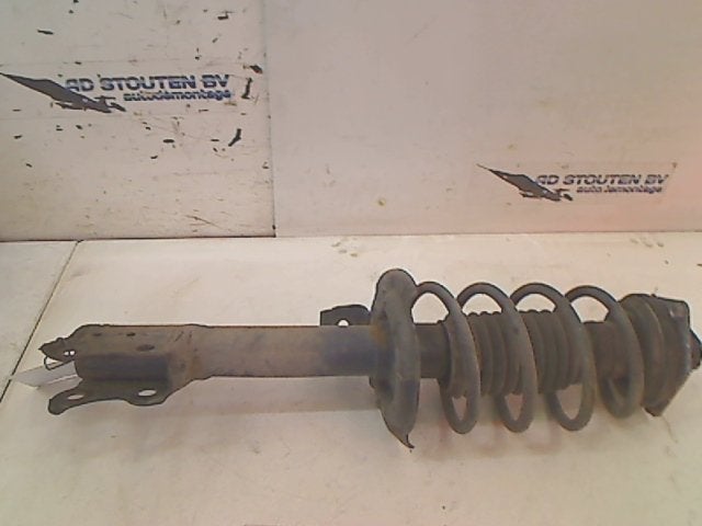 Veerpoot Rechts Voor Mercedes-Benz A (W169) 2005, Gebruikt, Mercedes-Benz AG, Mercedes-Benz, Mercedesstraße 120, Stuttgart 70372, , Duitsland