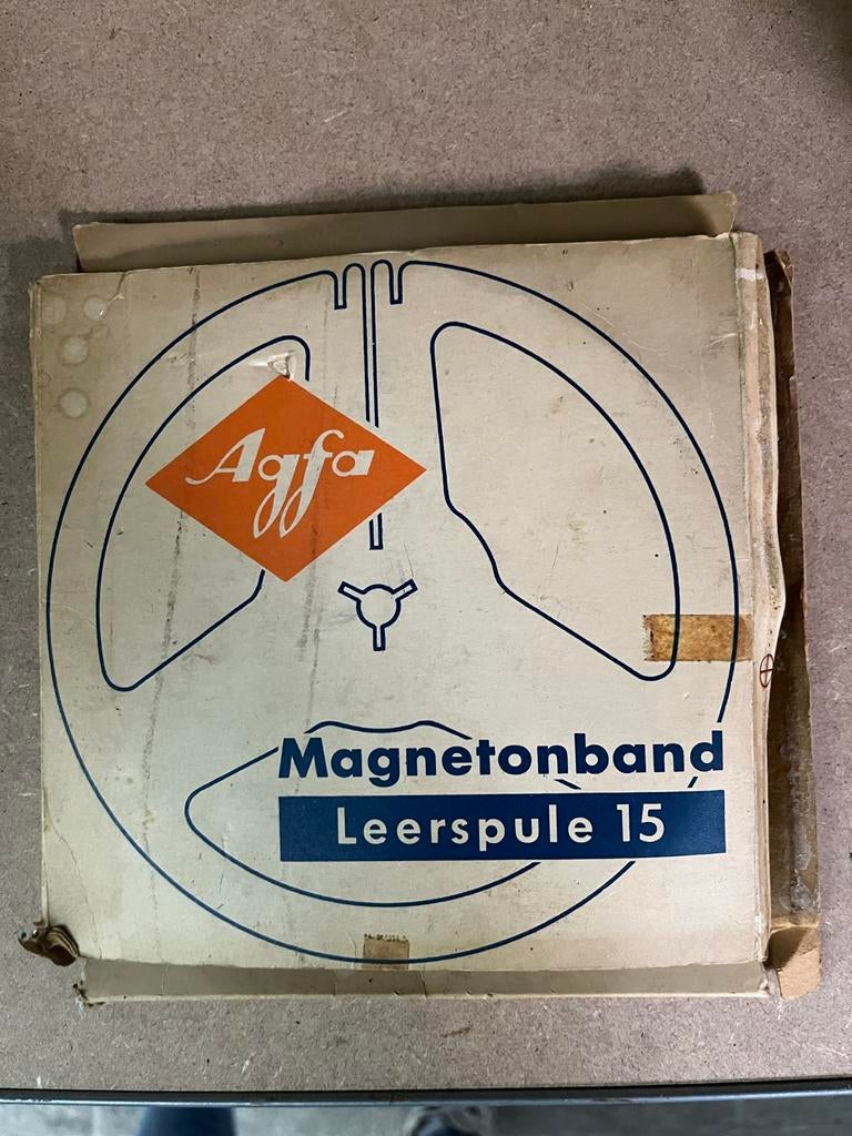 Agfa Magnetonband Leerspule 15 met Beatles/Neil Diamond, Audio, Tv en Foto, Bandrecorders, Ophalen of Verzenden, Onderdeel, Met banden