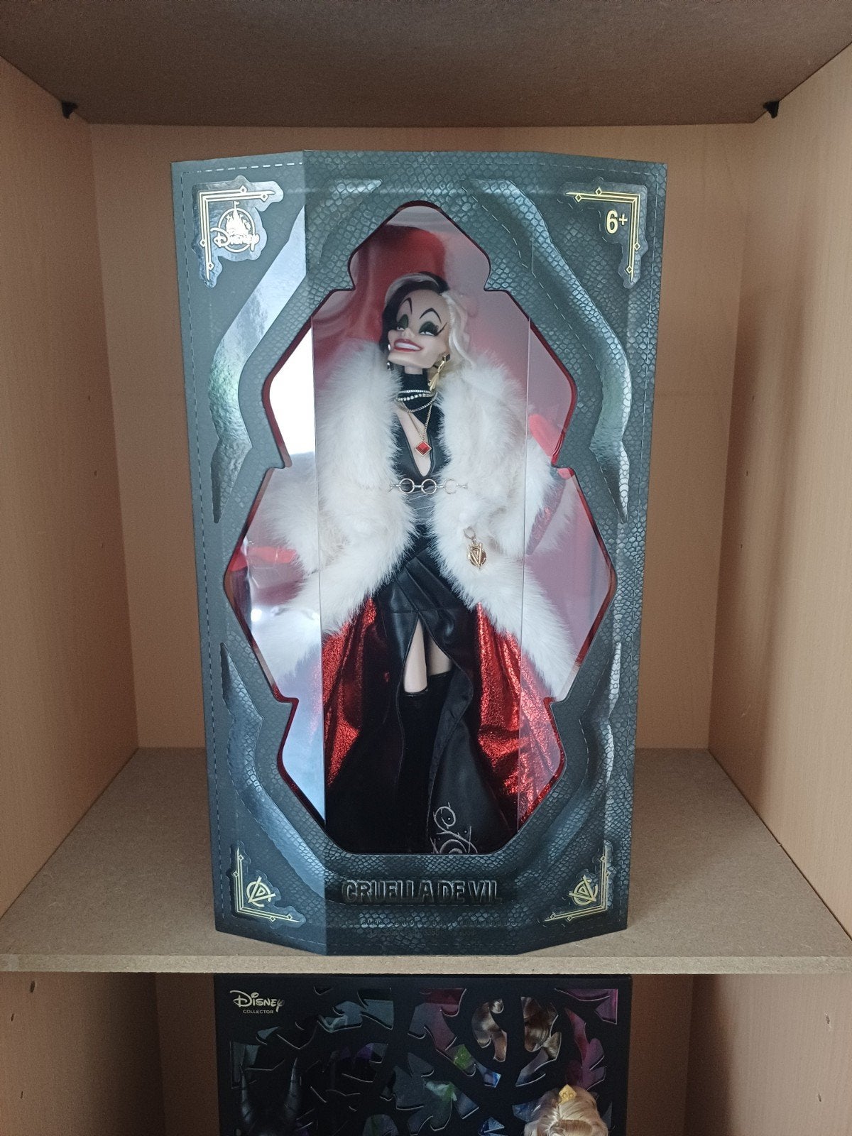 Disney Limited Edition Doll Cruella de Vil, Ophalen of Verzenden, Barbie