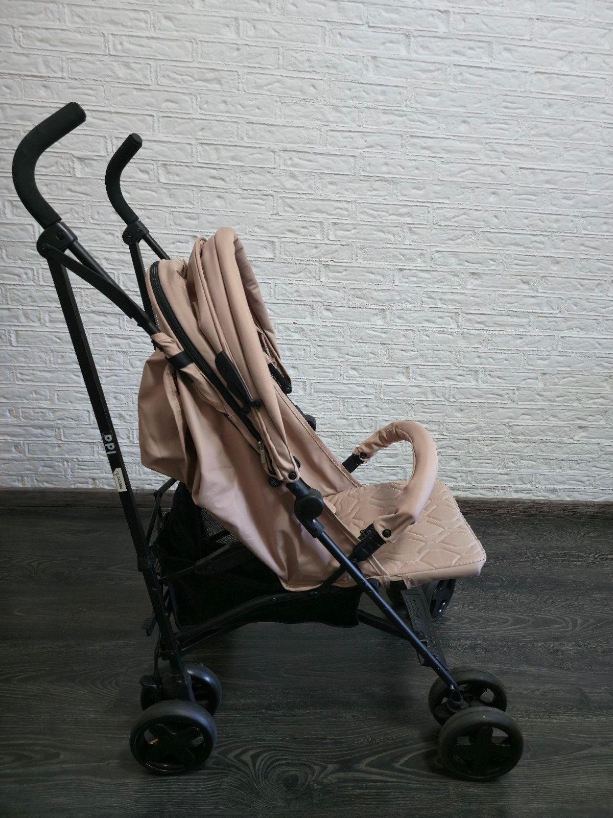 Lorelli Ida beige buggy - Zo goed als nieuw, Kinderen en Baby's, Buggy's, Ophalen of Verzenden, Zo goed als nieuw, Overige merken
