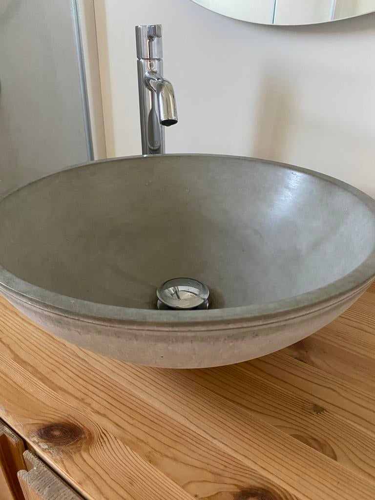 Te koop MAXARO waskom buca beton grijs NIEUW, Overige typen, Ophalen of Verzenden, Zo goed als nieuw, Minder dan 100 cm
