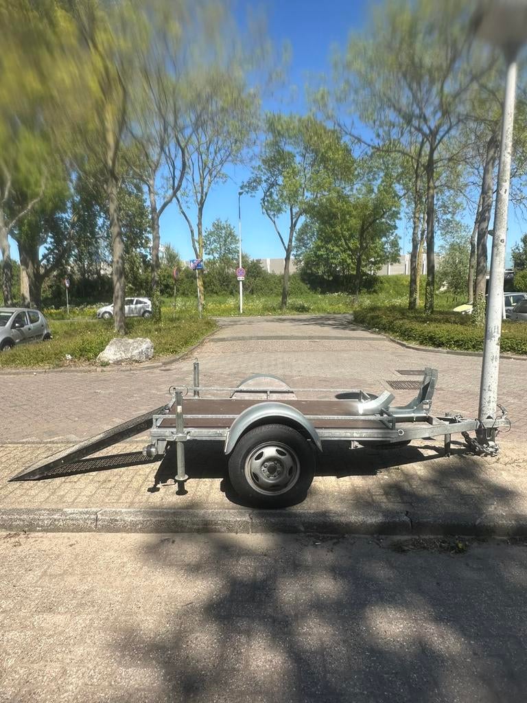 Motor aanhanger in top staat, Ophalen, Zo goed als nieuw
