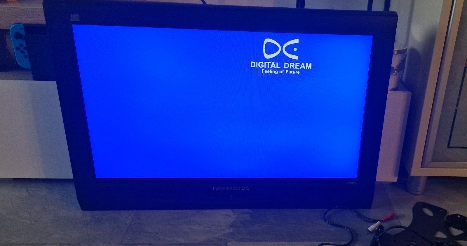 tv,televisie In perfecte staat + muurbeugel!, Ophalen, Gebruikt, 50 Hz, Daewoo