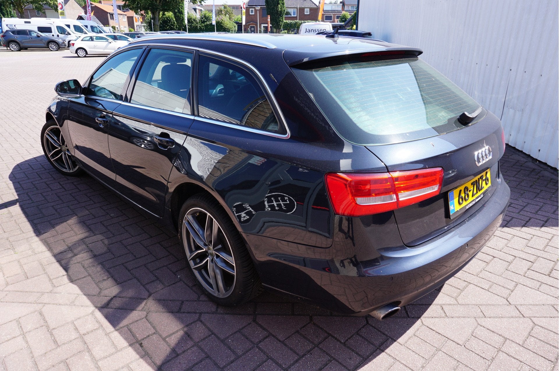Audi A6 Avant 2.0 TFSI Business Edition Automaat (bj 2013), Auto's, Euro 5, 15 km/l, Gebruikt, Zwart