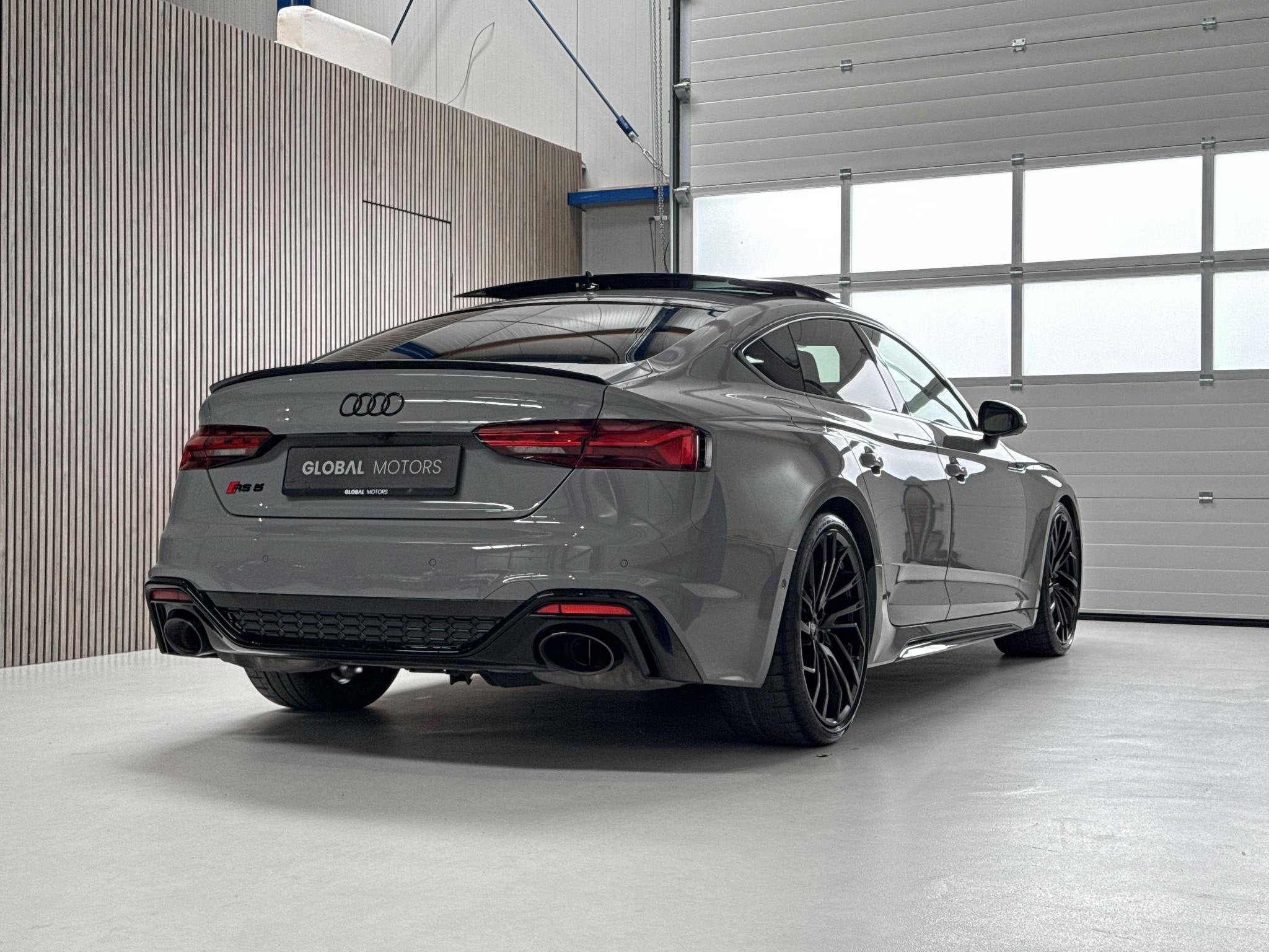 Audi RS5 Sportback 2.9 TFSI Quattro - FACELIFT - PANORAMADAK, Auto's, Automaat, Dealer onderhouden, Gebruikt, RS5