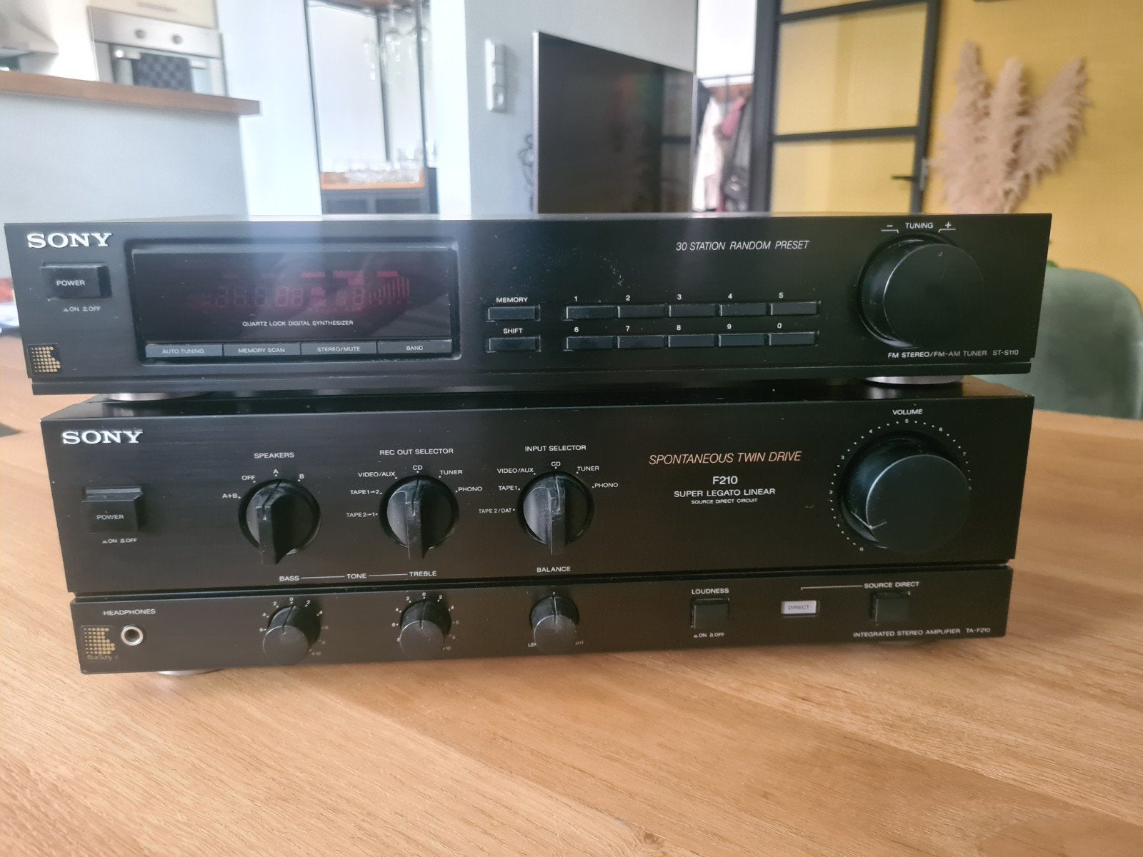 nette Sony stereo set, versterker en tuner, Ophalen