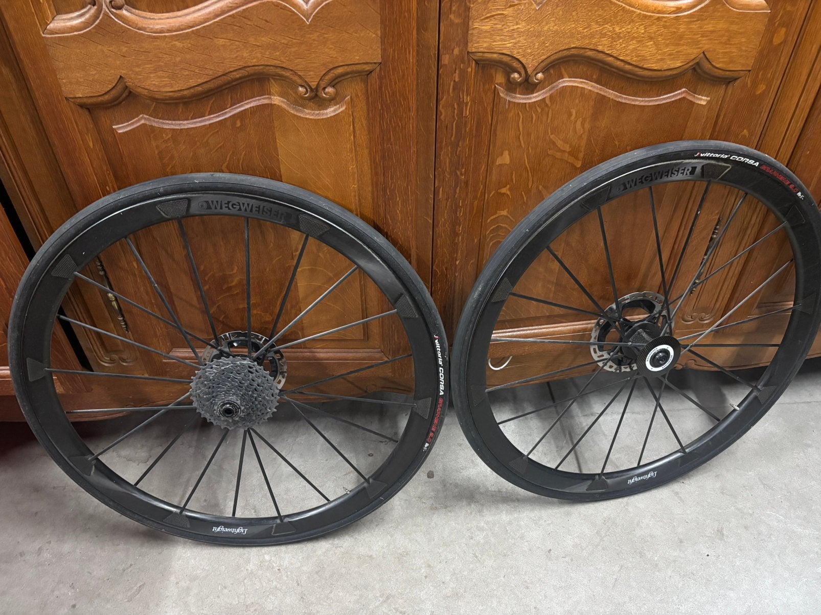 Lightweight wegweiser, Minder dan 10 versnellingen, Carbon, Zo goed als nieuw, Ophalen