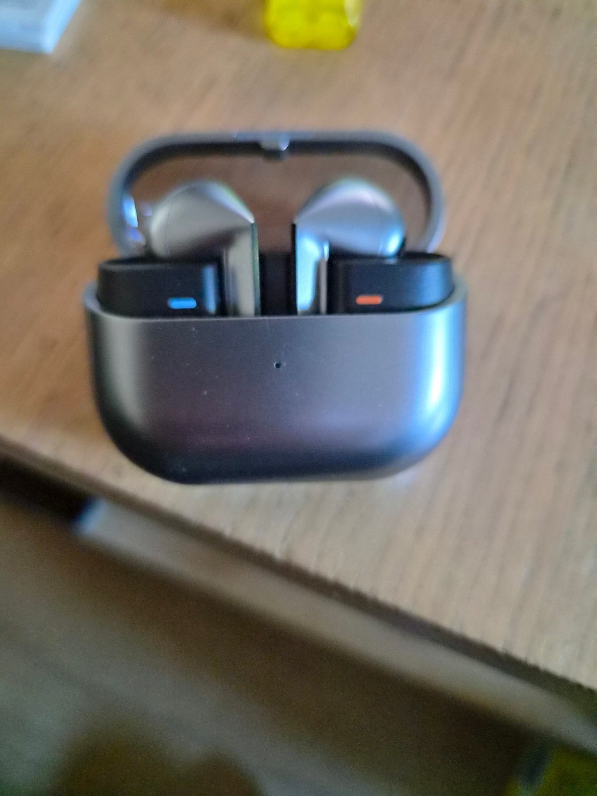 Draadloze In-ear Koptelefoon met Oplaadcase, Overige merken, In-ear, Zilver, Ophalen of Verzenden