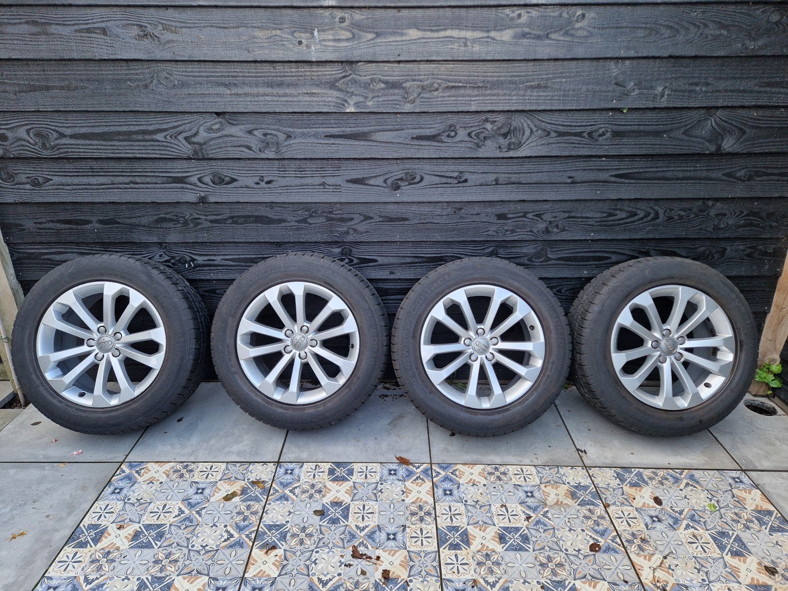 Originele 18 inch Audi Q5 velgen + winterbanden, Continental, Ophalen, 18 inch, Gebruikt, Banden en Velgen