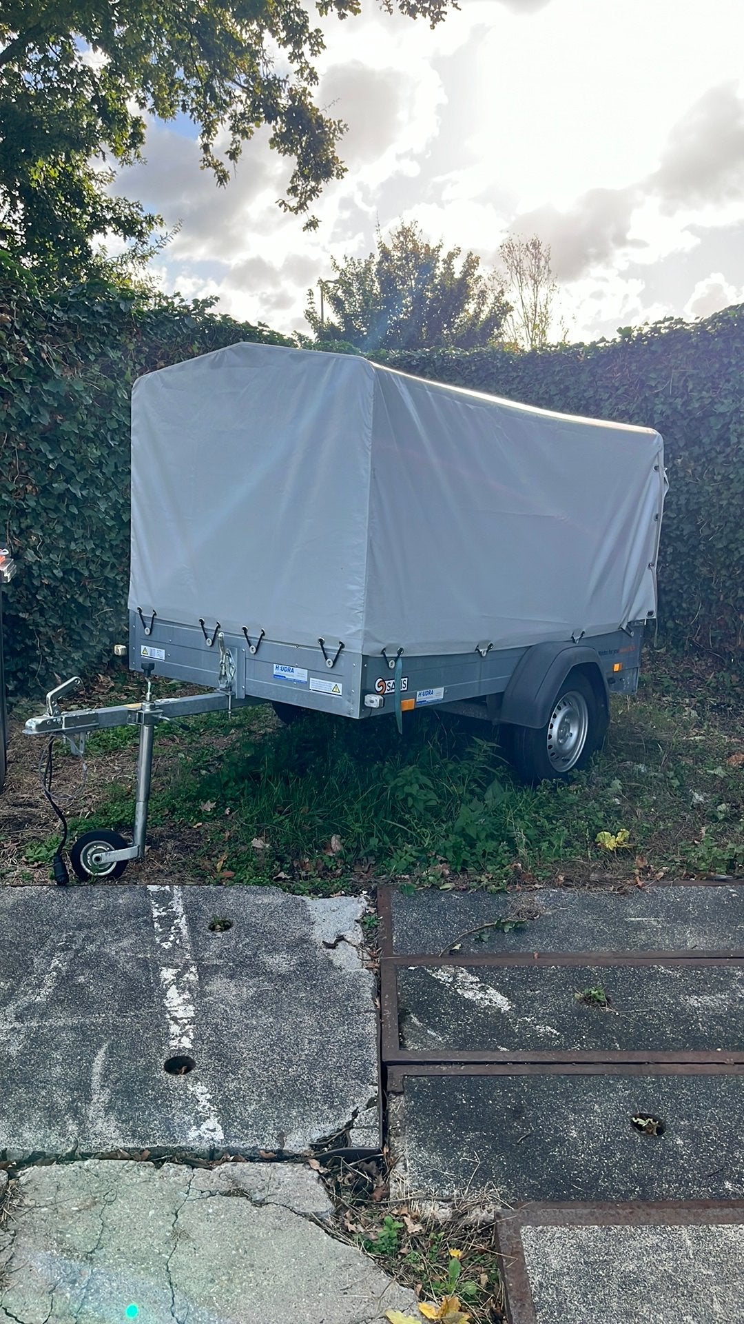 Saris bakwagen met huif 750kg, Ophalen, Zo goed als nieuw
