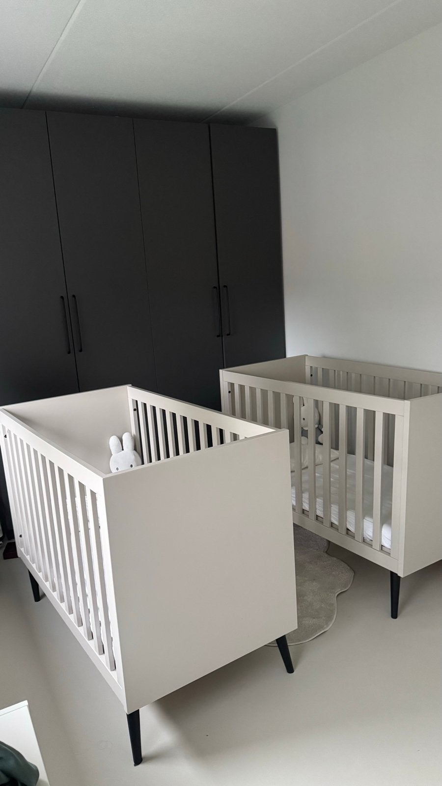 Europe Baby Sterre commode en 2x babybedje (1x defect), Ophalen, Gebruikt, Minder dan 140 cm, Minder dan 70 cm