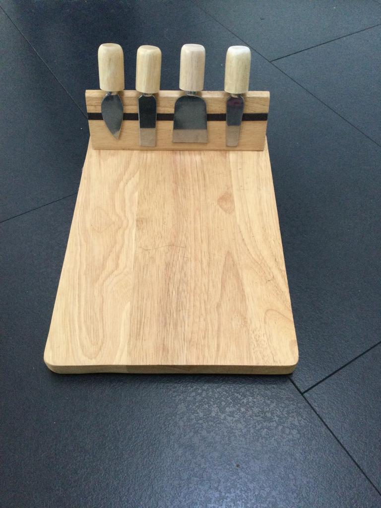 Kaasplank met 4 mesjes (nieuw), Ophalen of Verzenden, Nieuw