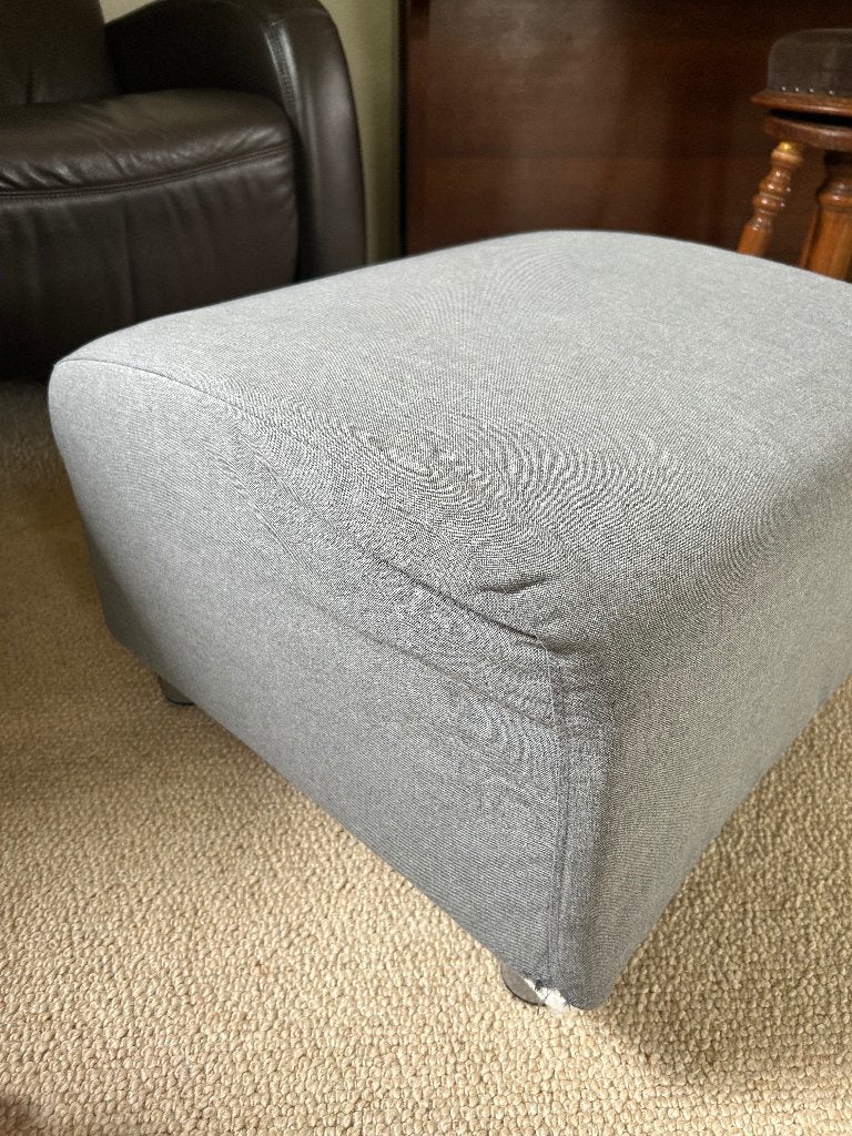 Hocker/ voetenbank ikea, Ophalen, Gebruikt, Stof, 50 tot 75 cm