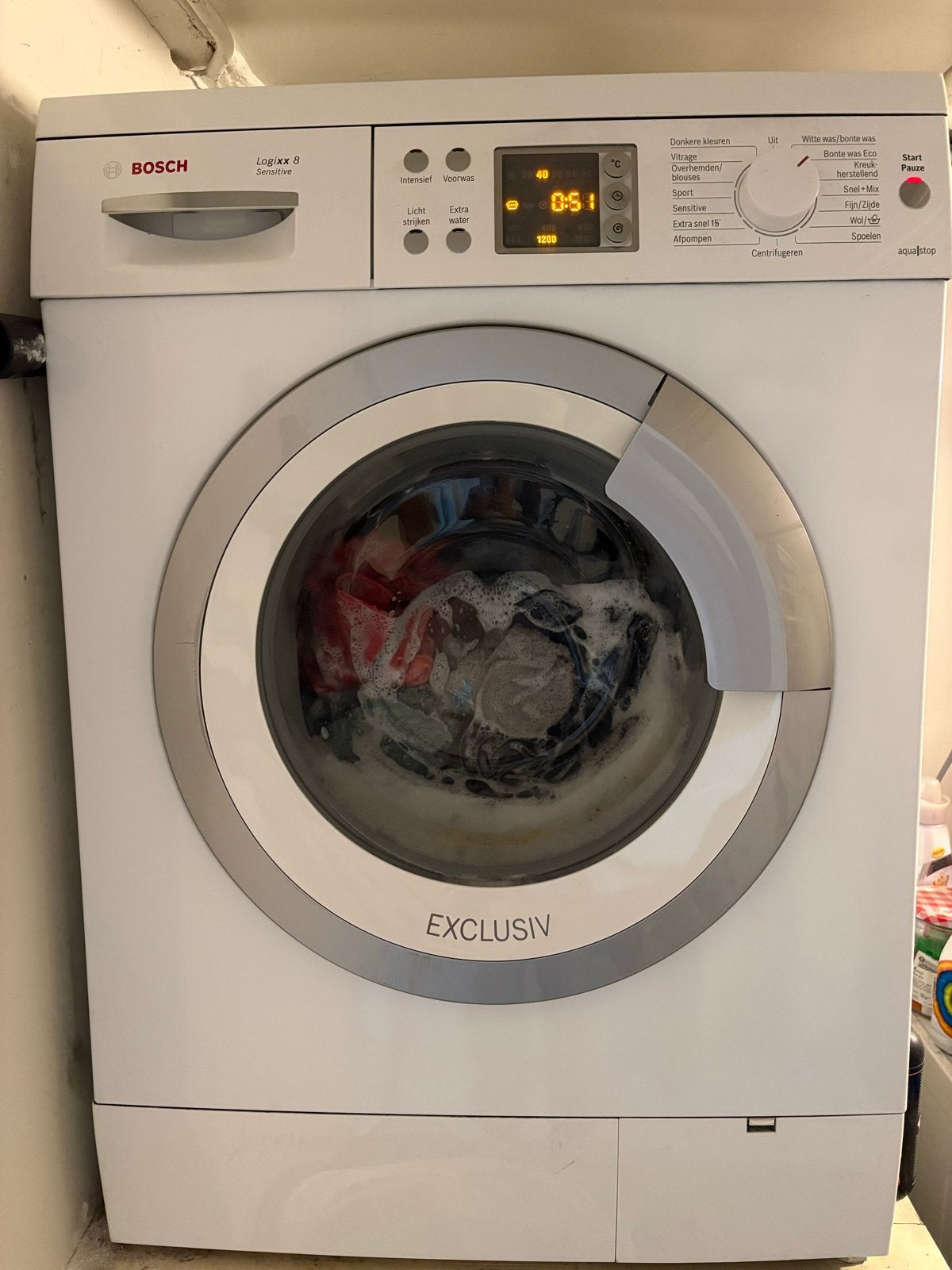 Bosch Logixx 8 Sensitive Wasmachine - Voorlader, Ophalen, Voorlader